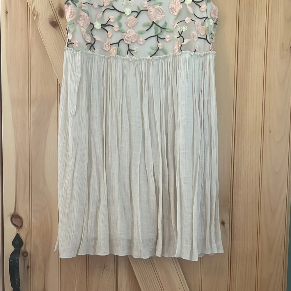 Peach Floral Embroidered Cream Dress - Picture 3 of 7